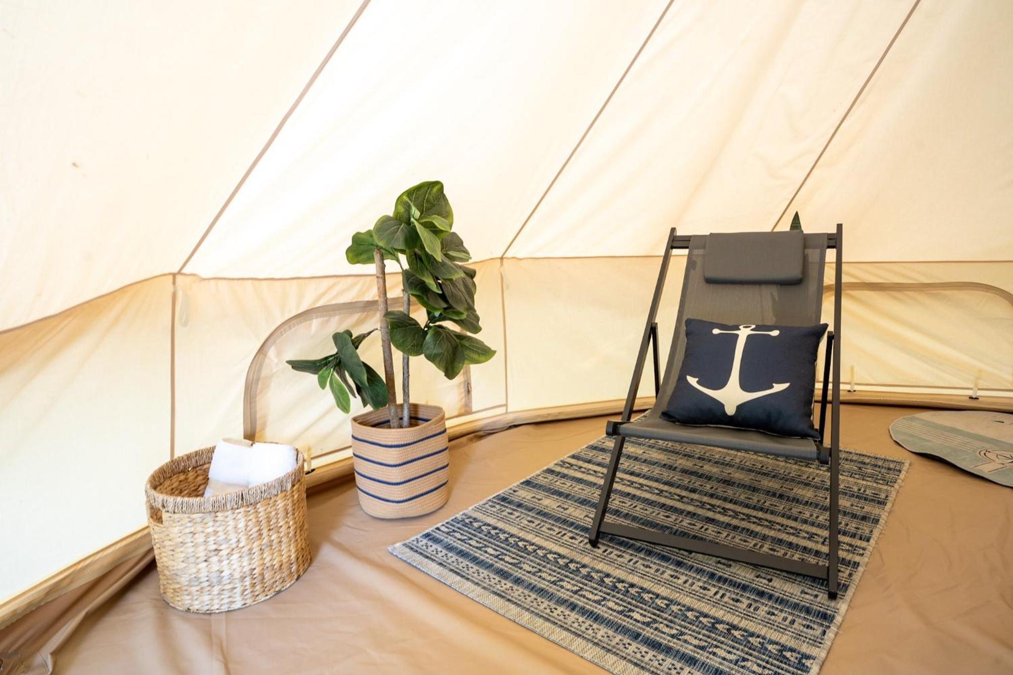 Grotto Getaway 호텔 Miller Lake 외부 사진